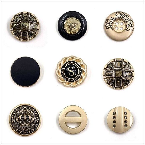 Nozioni di cucito Strumenti 10 pezzi / lotto di bottoni in metallo oro usati per abbigliamento maglioni bottoni decorativi per camicie accessori fai da te JS-0270 P230523