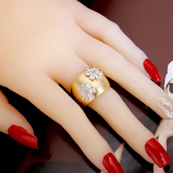 Bands Bride Talk Mode Vintage Blume Zirkonia Ringe für Männer Frauen Schmuck Zubehör Luxus Big Africa Retro Fingerring