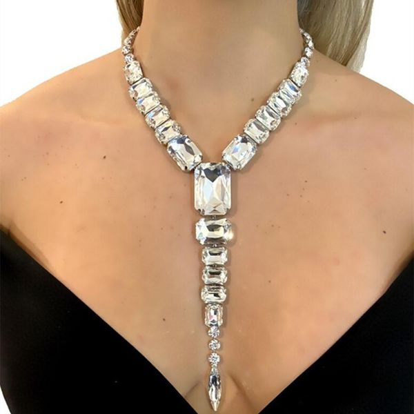 Halsketten, übertriebener Kristall, großer quadratischer Stein, lange Schlangen-Choker-Halskette, Hochzeitsschmuck für Frauen, INS-Strass-Anhänger-Halsketten-Kragen