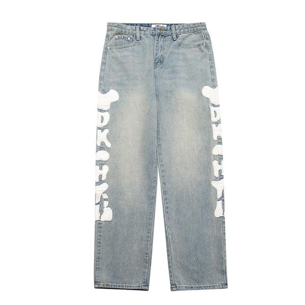 Мужские джинсы светло -голубые мужчины уличная одежда Y2K Скелетная кость вышита прямой ноги расстроенные джинсовые брюки Эстетические летние трюки