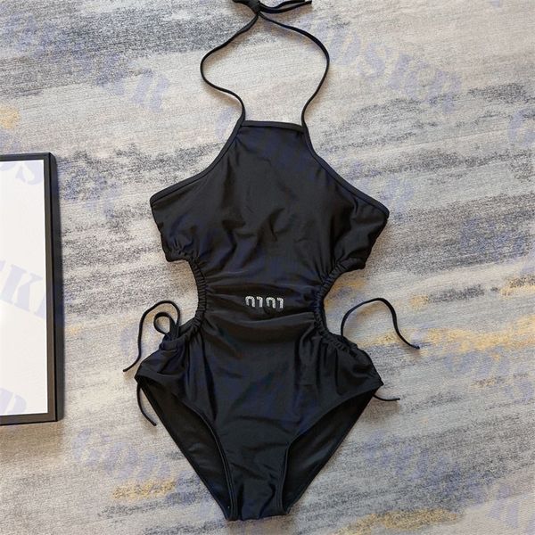 Bikini nero con strass per costumi da bagno con lettere cave per costume da bagno intero con scollo all'americana moda donna