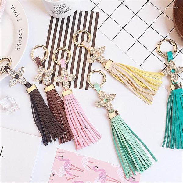 Chaves de chaves 1PC Keychain Creative Gold Plating Follover Flor Flor Pu Couro Tassel Metal Teclado Ring Sanging Bag Chain Presente
