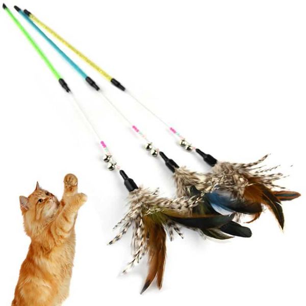 Toys de gatos coloridos Produtos para animais de estimação Toys de gato peru Feather wand bastre para a coletor de gato teaser Aumentar acessórios interativos de gatos divertidos G230520