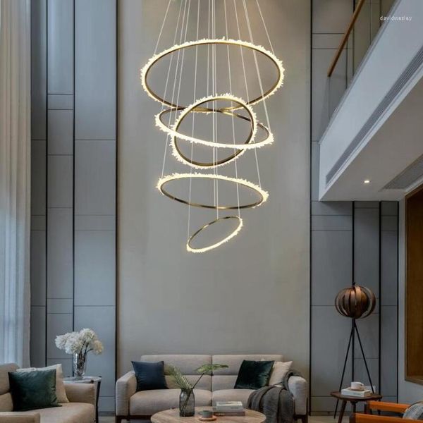 Candeliers liderados Lâmpada pendente iluminação de luxo de luxo edifício de cristal lustre viva escada Golden moderna simples círculo círculo circular