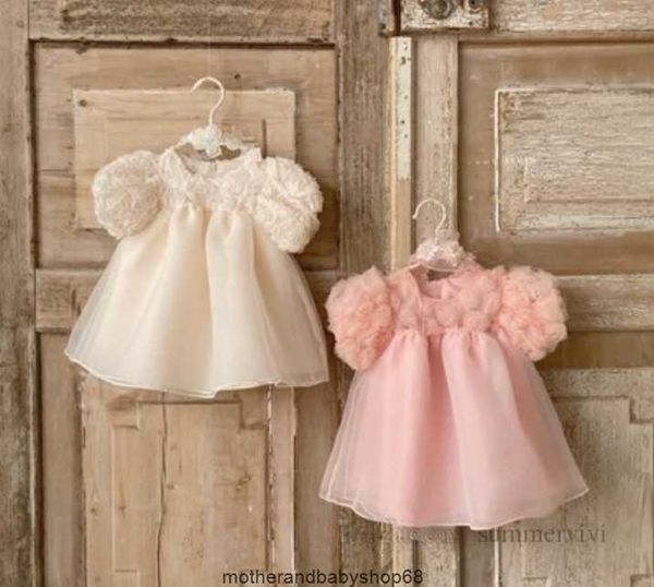 Abiti da festa per il 1 ° compleanno per bambini appena nati estivi Abito da principessa in tulle con maniche a sbuffo rosa infantile