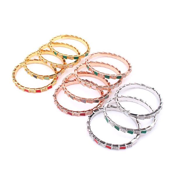 Bracciale Europa America Stile lussuoso Donna Donna Placcato oro Intarsio color oro Zircone cubico Madreperla Serpente Bracciale rigido a forma di serpente