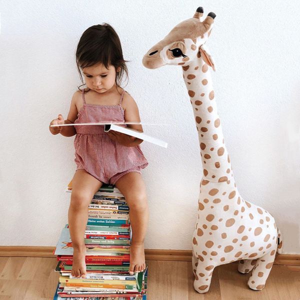 Dolls de pelúcia 40-95cm de tamanho grande simulação girafa brinquedos de girafa girafa de girafa de pelúcia de girafa para garotas para meninos Gift de aniversário de meninas Crianças 230523