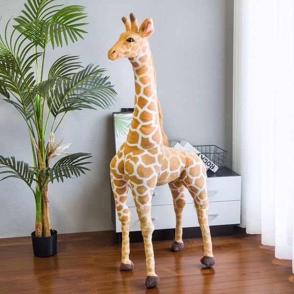 Bambole di peluche 35-140 cm Giant Real Life Giraffa Giocattoli di peluche Animali di peluche di alta qualità Bambole Morbide Bambini Bambini Regalo di compleanno per bambini Decorazioni per la camera 230523