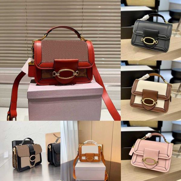 Bola de designer de herói feminino Luxurys Bags de ombro de couro Mensageiro Vintage Bag de alta qualidade Bolsas de crossbody C Learra Feminino 230420