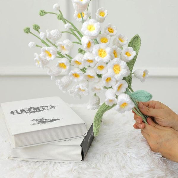 Fiori decorativi Bouquet intrecciato a mano Finito fai-da-te Fiore di mughetto Simulazione immortale Lana