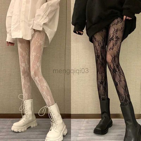 Socks Hosiery Classic Lolita ausgehöhlten Spitzennetzstrümpfe mit Bodenhose Japaner Lolita Retro Floral Rattan Weißer Strumpf heißer Strumpfhosen Y23