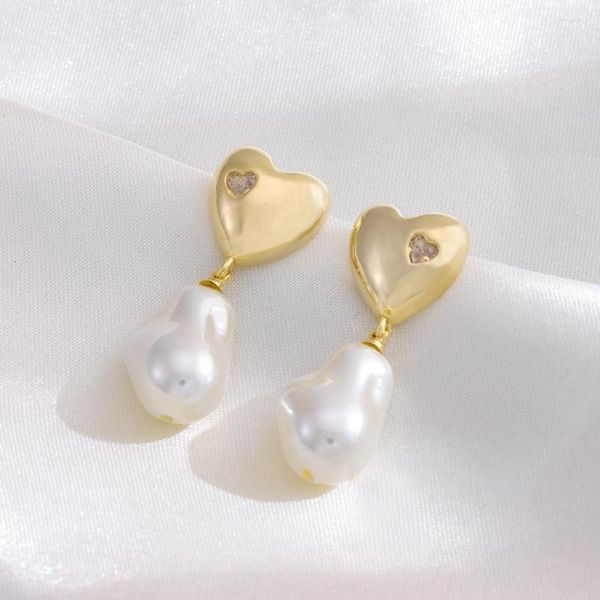 Brincos de garanhão na moda Heart Barroce Pearl For Women Trendy 18k Gold Plated Ladies Drop Brincho Jóias Acessórios para ouvidos femininos