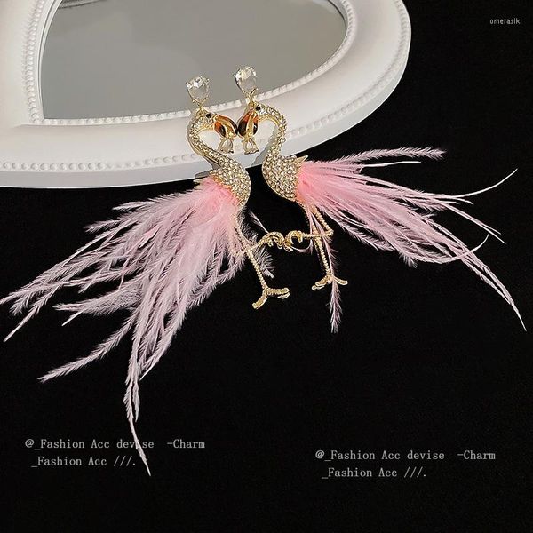 Brincos dangados Flamingo Feather Coreana Personalidade exagerada do design Moda de temperamento