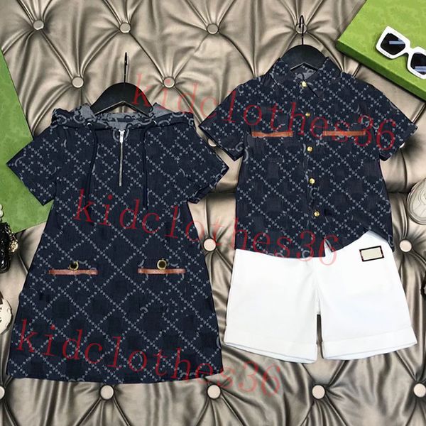 2023 Luxus-Designer-Kinderkleidungssets Mädchen-Jungen-Kleidung Sommer-Infantis-Baby-Sets Chlidren-Sportanzüge Kurzarm-Kapuzen-Gruppenhemd-Shorts-Anzug Mädchenkleid