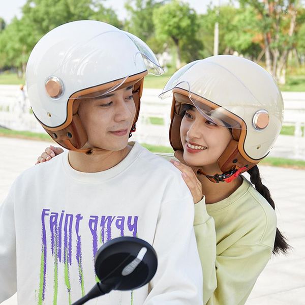 Мотоциклетные шлемы мужчины женщины для товаров Retro Caps Null Safety Equipment Electric Scooter Cafe Cafe Racer Vespino Universal