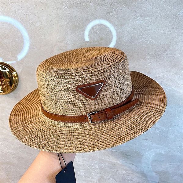 Summer New Triangle Standard Flat Top Cappello di paglia Donna Wide Eaves Protezione solare Cappello da sole Cappello da sole europeo e americano