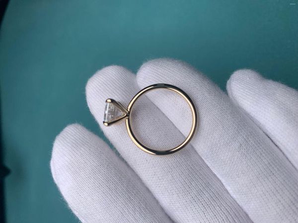 Anelli a grappolo Pirmina 2023 14K Gold 3ct Emerald Cut D Colore Creato Moissanite Diamond Ring Women Wedding Engagement Gioielli
