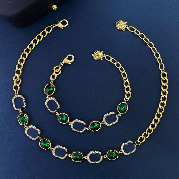 Bracelete de ouro e colar de pérolas Designer de luxo feminino Bracelete de amor verde Casamento de colar vintage de colar de diamante verde diamante