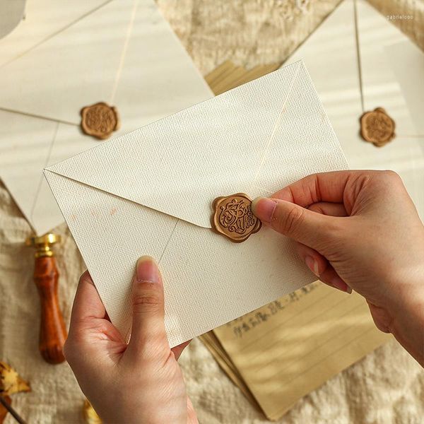 Embrulho de presente 10pcs/pacote bege papel envelopes cartão vintage geométrica de amor de carta papelaria