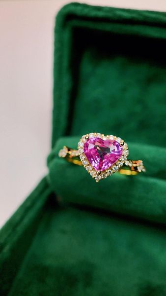 Anelli a grappolo JY Oro bianco massiccio 18 carati Natura a forma di cuore Zaffiro rosa Pietre preziose da 1,32 carati Diamanti per le donne Regali di gioielleria raffinata