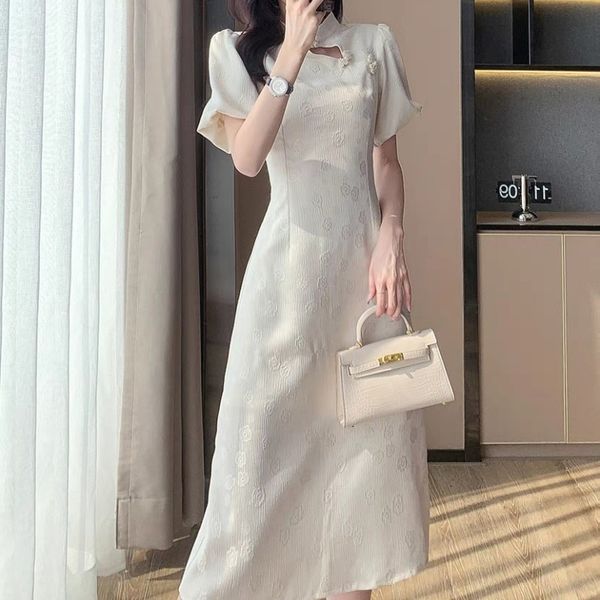 2023 Damen verbessertes Cheongsam neues Retro-Temperament sanftes schlankes neues chinesisches Cheongsam-Designer-Kleid im chinesischen Stil