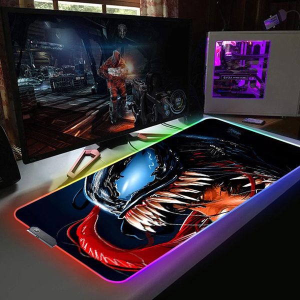 Almofadas venom rgb mouse pad acessórios de jogos computador grande mousepad backlit led luz gamer colorido brilho para cs go teclado tapete de mesa