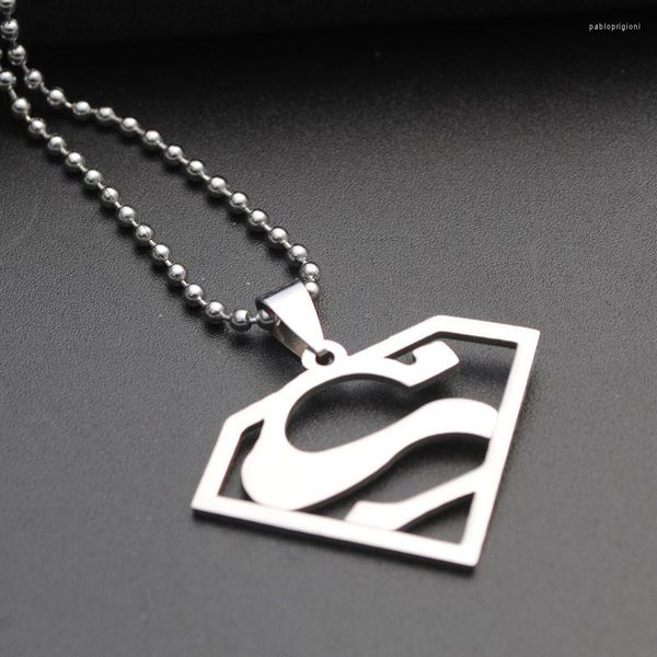 Ketten Herren Edelstahl Halskette Männer Hero Logo Anhänger Hochwertiger Choker Schmuck Weihnachten Geburtstagsgeschenke