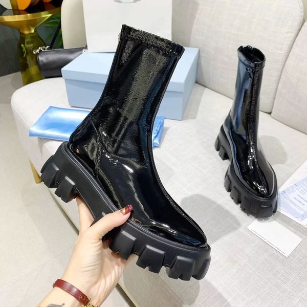 2023 Designer Botas Monolith Martin Bott Desert Militar Luxurro Black Lady Lady Outdoor Inverno Couro Plataforma Plataforma Plataforma Moda Top Qualidade