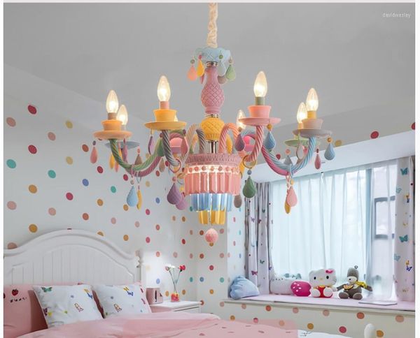 Lampadari Ly Lampadario di cristallo colorato Macaron Ciondolo a colori Lampada da camera per bambini Fantasia creativa Luci da cucina moderne