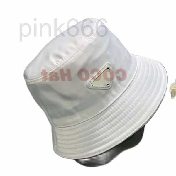 Chapéus de balde de aba larga Designer feminino feminino algodão Metal Black Hat New Fashion Luxury Men Spring Summer Summer Beach Hat Hat Design de alta qualidade Vwy8