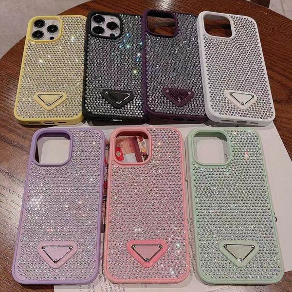 Custodia per iPhone Designer Glitter Custodia per iPhone 15 14 Pro Max 15PLUS 13 12 11 Moda Bling scintillante Strass Diamante Gioiello 3D Crystal Triangle P Cover mobile