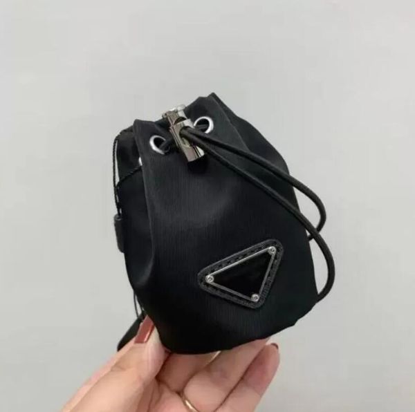 Novo chaveiro feminino de luxo, bolsa para celular, mini bolsa transversal, corrente longa, alça de ombro, bolsa mensageiro, cordão, bolsa clássica, barril, cintura, chaveiro