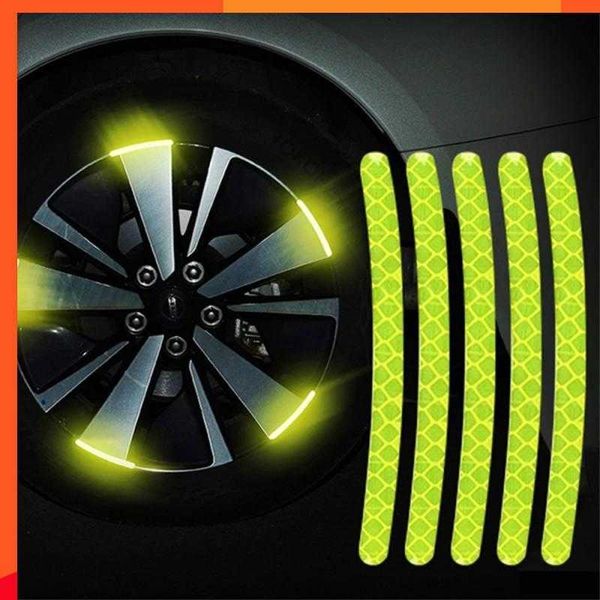 New Reffortive Car Sticks Universal Car Wheel Hub Reflexivo Acessórios para estilo de carro Tiras reflexivas Durável luminoso