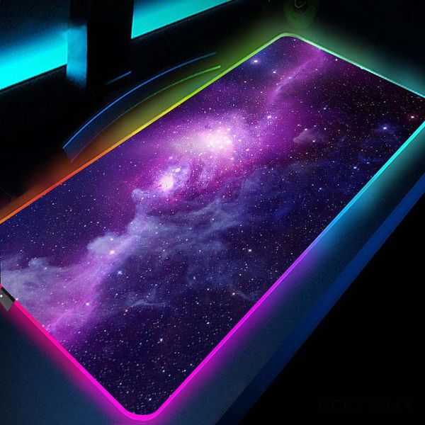 Pad Grande Ufficio RGB Illuminazione A LED Mouse Pad Zerbino Gamer Spazio Universo Gaming Mousepad Tastiera Compute Anime Tappetino da scrivania per CSGO