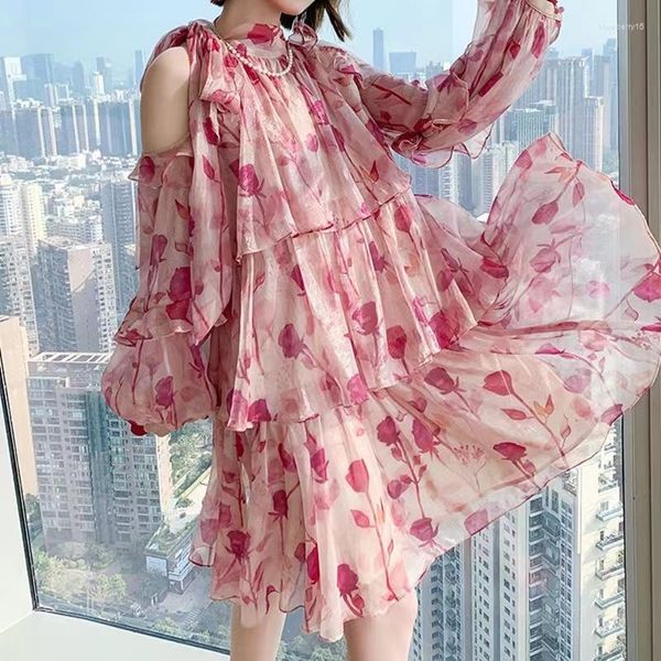 Abiti casual 2023 Coreano Chic Super Fairy Fiori frammentati Stile vacanza Dolce spalle scoperte Abito in chiffon arruffato allentato Donna Estate