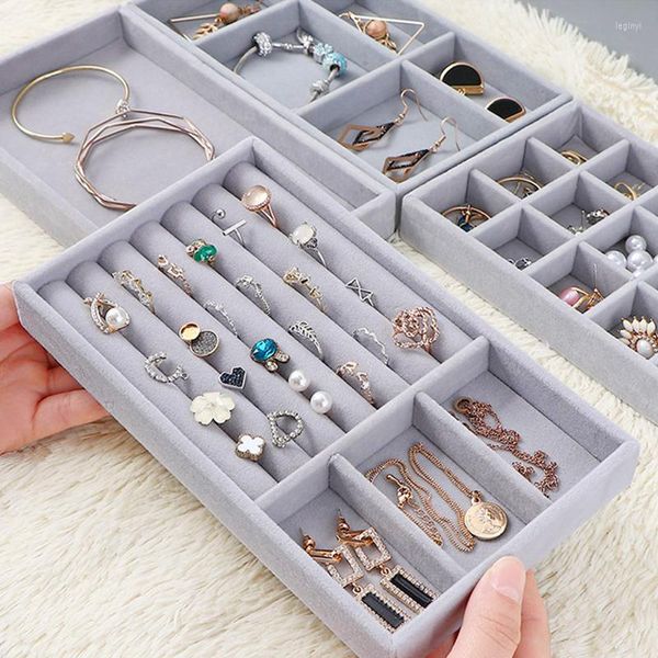 Aufbewahrungsboxen 1PC grauer Samt stapelbare Schmuck-Display-Tablett-Kasten für Schmuck S Mode tragbare Organizer-Box