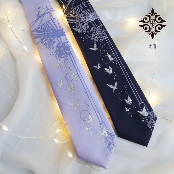 Cravatte al collo Stampa creativa unica Cool Funny Party Oil Paper Ombrello Chiodi di garofano Farfalla viola scuro lilla come regalo