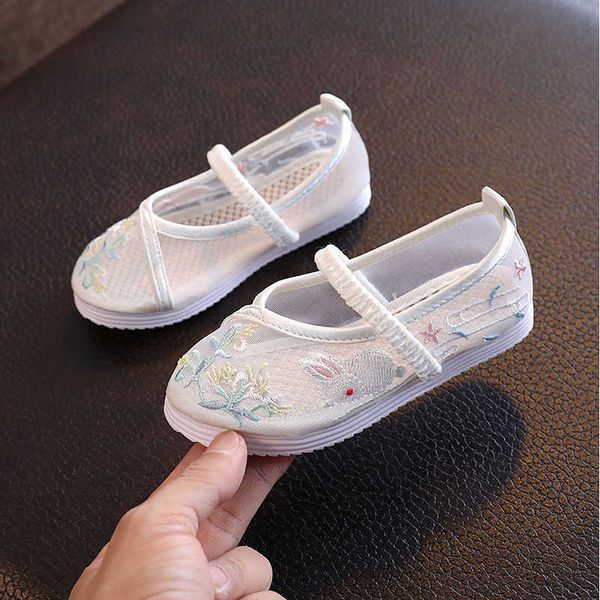 Sandali Sandali Scarpe da ragazza primaverili Ricami in stile cinese Sandali per bambini Scarpe estive per bambini Scarpe con fiori Scarpe da festa per bambini