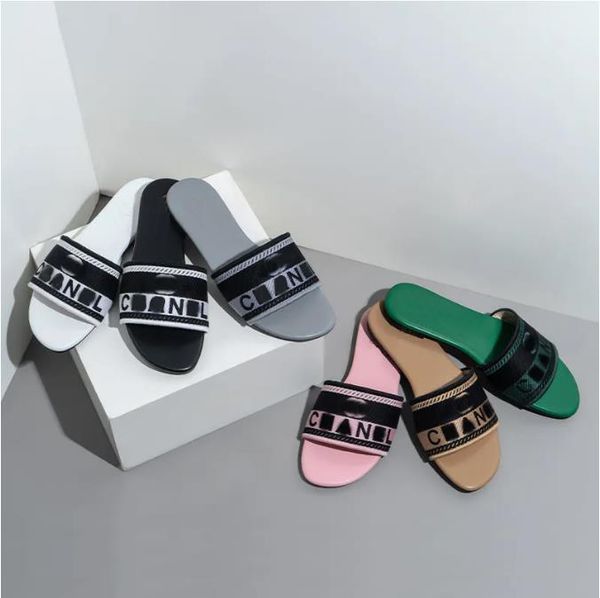 Slides de designers de linear de linear de tecido bordado a quente para mulheres sandálias de caminhada de praia de verão moda moda de salto baixo sapatos de chinelos de chinelos tamanhos 36-42