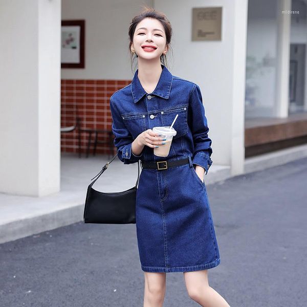 Lässige Kleider klassische blaue Frauen-Denim-Kleid mit Gürtel 2023 Frühlings Sommer Koreanischer Stil Alleinstellbarer Slim Office Lady Short Jean