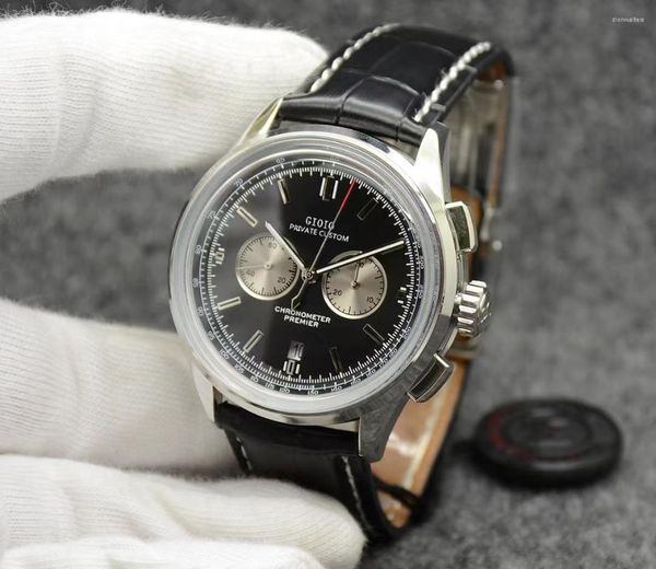 Нарученные часы 42 -мм высококачественные мужские хронограф часы Черно -синяя кожаная кожа из нержавеющей стали светящаяся сапфировое календарь