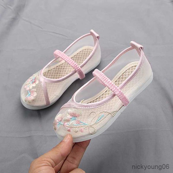 Sandálias sandálias primavera meninas sapatos de estilo chinês bordado crianças sandália bebê criança sapato de verão planos de flores para crianças sapato r230529
