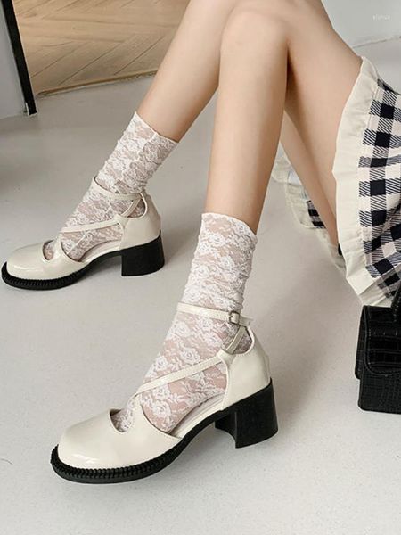 Kleid Schuhe Elegante Mittlere Ferse Frau Casual Reine Farbe Süße Schnalle Mary Janes 2023 Sommer Grundlegende Koreanische Stil Komfort sandalen