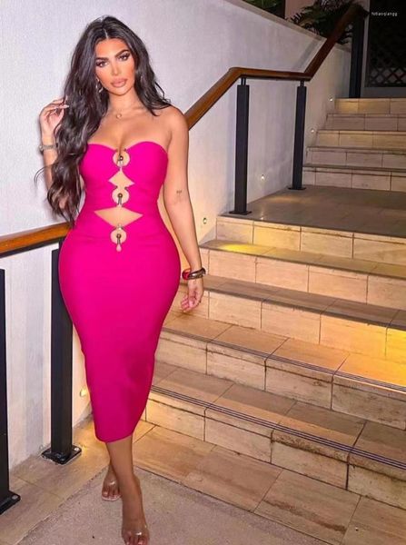 Sıradan elbiseler kadın seksi delik askısız kulüp katı gül kırmızı pembe ünlü midi bodycon zarif kalem bandaj elbise damla