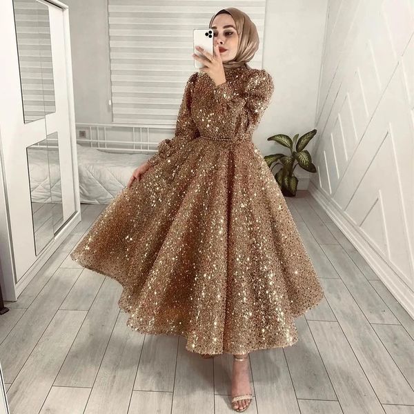 Vestido de baile muçulmano com contas de luxo Vestido de lantejão da noite para festas noturnas de uma linha Linha de manga longa Turquia