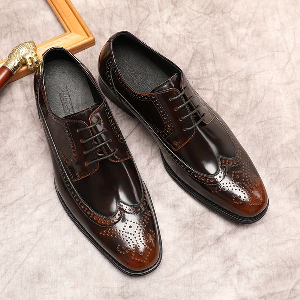 Sapatos artesanais homens homens casamento Oxford Sapatos de couro genuíno Man Black Brown Lace Up Men elegante