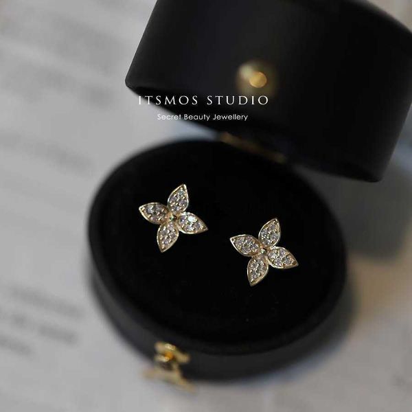 Stud ItsMOS 925 Sterling Silver Plated 14K Brincos de pavimentos de ouro pequenos Piercing Studs Brincos de flor de jóias de diamante para mulheres J230529 J230529