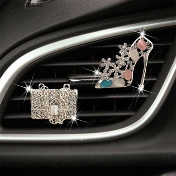 Carro Scowherner Car Caracter Air Air A ar Air A Setlet Perfume Fragrance Clip Saltos altos Coroa de bolsa cravejada de diamante Decorações de interiores requintadas L230523