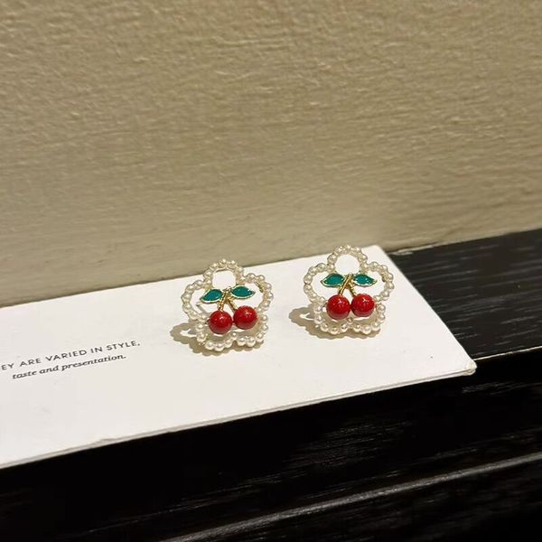 Fashion Style Cherry Stud Brincha Studs redondos para feminino presente de festa de casamento de alta qualidade