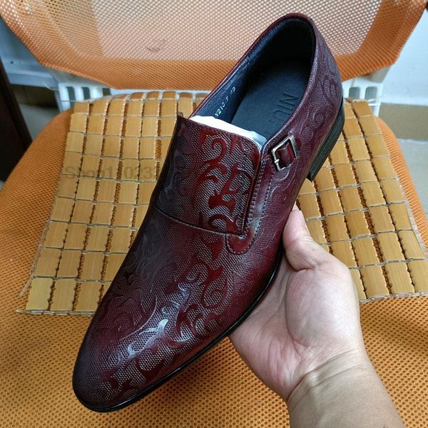 Sapatos artesanais de ala masculina Oxford Vinho preto Red Sapatos de vestido de couro genuíno de couro genuíno